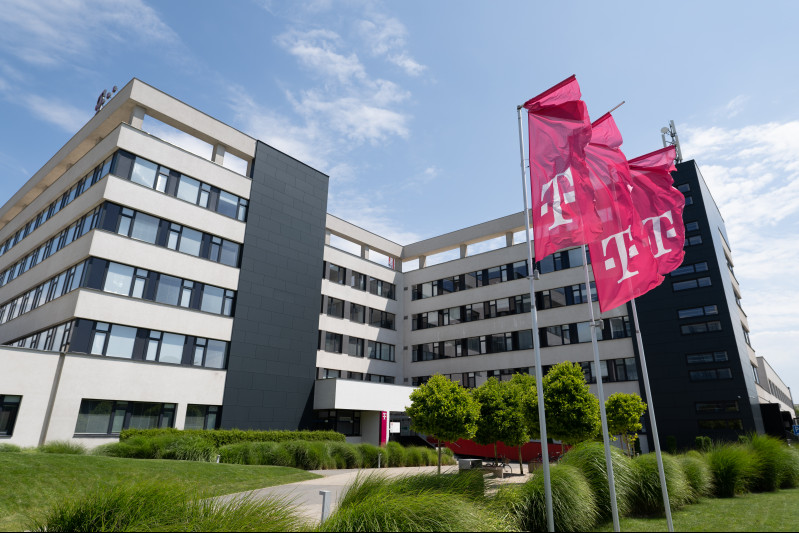Telekom IT
